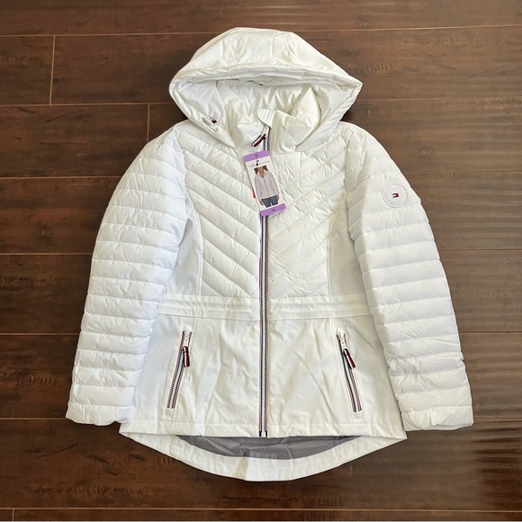*NEW* Tommy Hilfiger Ladies' Stretch Jacket - Picture 1 of 13
